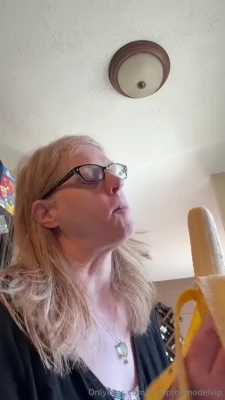 carolynjoslin6 - Those Stinky soles are Alot arent they? I know you wanna worship them!