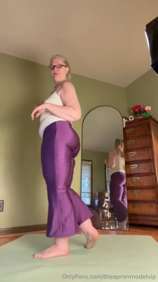 carolynjoslin6 - 🔥🔥Subscribe to this bitch for free.