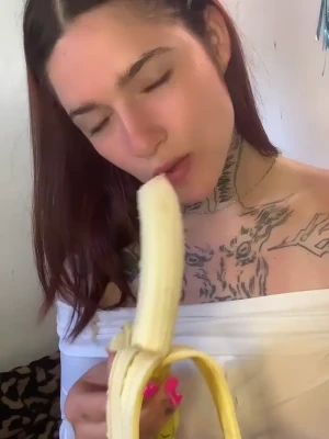 sharonvarg_ - Can I wrap my legs around your head?