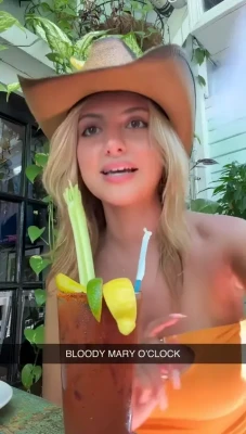 hannah.montoya - What kind of content do you guys want me to shoot next? What do you