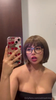 misscharlottee1 - Sniff my scent