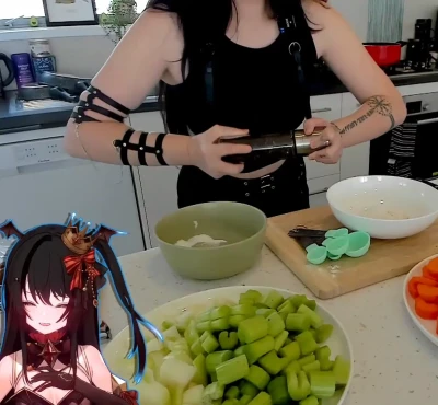 laynalazar - Swipe right for some titties