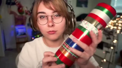 peeboasmr - Should I do a wet t shirt video? 🤪