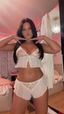 eviesells - would you take me out like this and make everyone stare or is it too