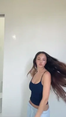 konokasmith - My 3 new fave pics.😍😏😉😉 swipe for pussyy 😋