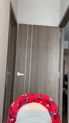 xkarentorresx - If you like my feet and like following my instructions, check your DM