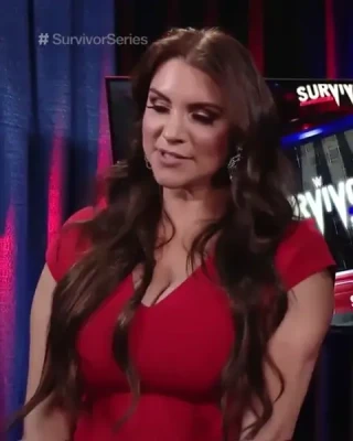 stephanie_mcmahon - I guarantee you’ll fail this challenge..😉 check ur DMs for a