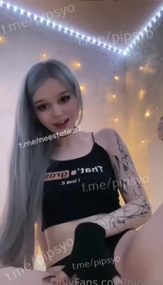 pipsyo - 2019, Lick My Dirty Feet, 8:57.  I've been cleaning alllllll day...
