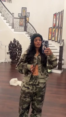 zelina_vega - Big belly + vibrator