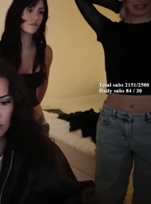 noraexplorerr - i need a little slap 😉