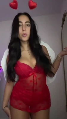 giannattaylor - Accepting All Noses & Tongues 😍