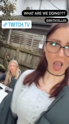 aliythia - Hot new vid with me @kylielebeau in your DMs 🔥