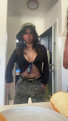 rahtitouillee - Baby let’s Skype hunny 💋