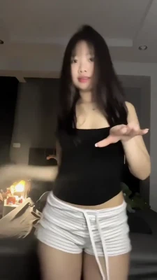 hwmqwa - Pussy too fat for panties 🥵