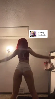 miixednaii - 🤤🤤🤤 mis bubis están cada vez Mas grandes 🤩