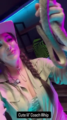 heatherlynnoh - either born in hell or heaven sent, either way i'm into it😈