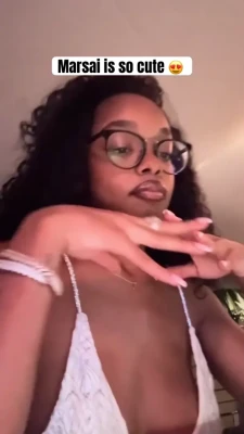marsaimartin - I am the delight of my neighbors.🤤🤤💖💖