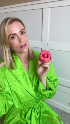 thekatykat - I have a lot of extreme anal content that onlyfans doesn't like...