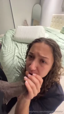 puertoricanlexi - I love how my glass dildo feels inside of me 🤤😈