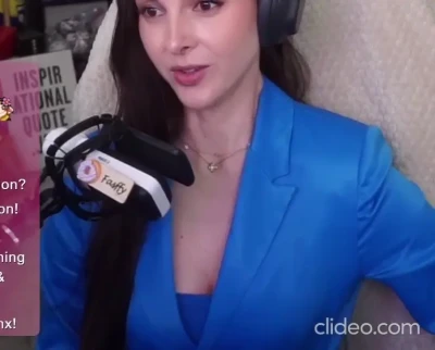 fasffy - Jiggle tits 💋👀