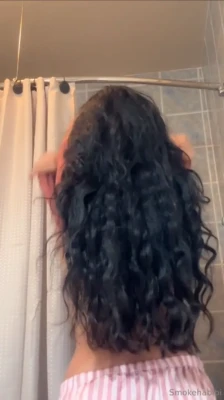 imsmokehijabi - How horny do I make you from 1-5? 🥵
