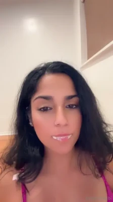 imsmokehijabi