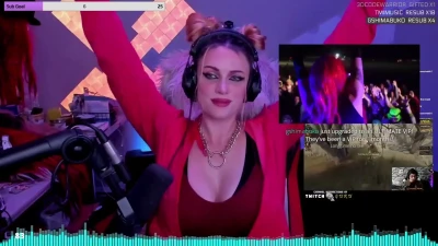 scxrlet64 - Swipe right for your Thanksgiving treat  loser