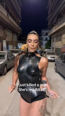 sevdaliza - Hoy no es jueves de tbt... pero dime si quisieras recordar travesuras