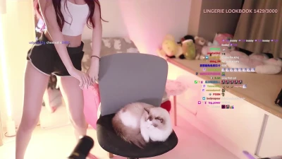 malang_sohee - I m bored  what should I do