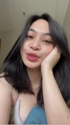 cloud_andpink - What yall got going on today  I m starting to do one on one FaceTime