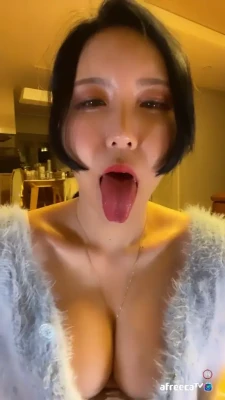 kimjeewoo529 - To cum or not to cum    who s asking me that question