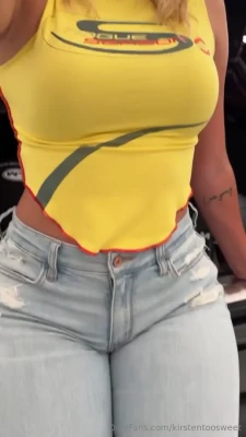 kirstentoosweet - Been working on putting on weight at the gym ❤️