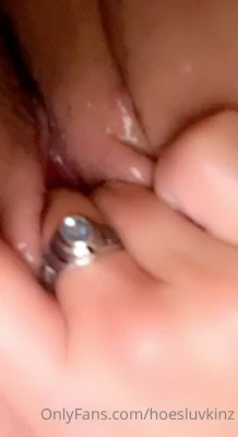 hoesluvkinz - Are you going to smack it?