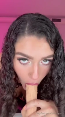 hoesluvkinz - Barely jiggle but still soft😗
