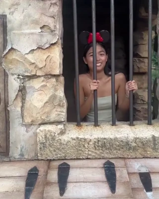 saharabernales_ - Um vídeozinho a pedido de um seguidor    Tem um pedido de vídeo 