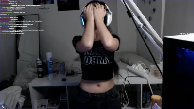 suhwiena - Titty play pt.1