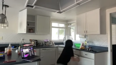suhwiena - Horny at work part 1
