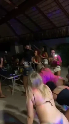 bergercouple - Tit addicts aren t the only ones who LOVE big tits and big nipples -