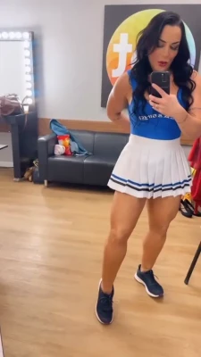 rhenataschmidt - Sweetheart check your dm for some really hot pussy pictures 💥😋