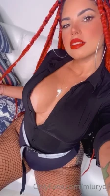 miuryoficial - Tell me my boobs are ur favorite >:(