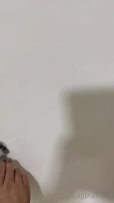 badanninha - Just did the housework, I'm all sweaty, would you still play with me?