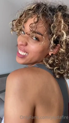 jaydafire - Have I been a good girl     2 videos and 2 photos xx