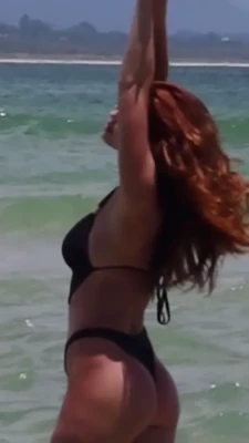 emilydeytaysage - Guess who is back  This bitch