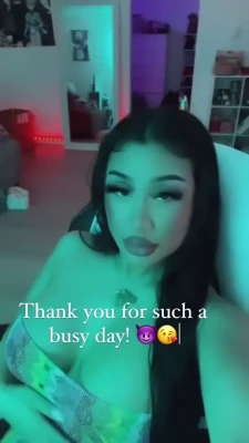 beamerbabe - both ur girls 😈
