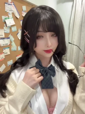 rioko_cos - touch em body