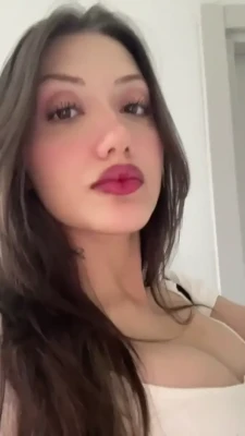 ryydachan - Who wants to put my head between my tits and then shake it