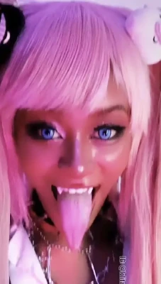 princess_sayaka - I think everything wifey does is sexy