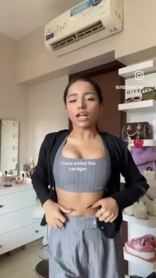 vriddhipatwa - Want to slide your cock right between my tits but be careful I do