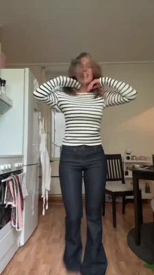 agnesvhaug_ - watch me bump  amp  grind on my bitch while i throw that ass back