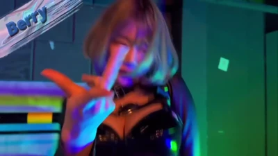 berry_is_blooming - Do u wanna see full vid